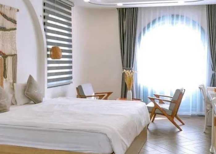 Villa Santorini - Venue Travel *
