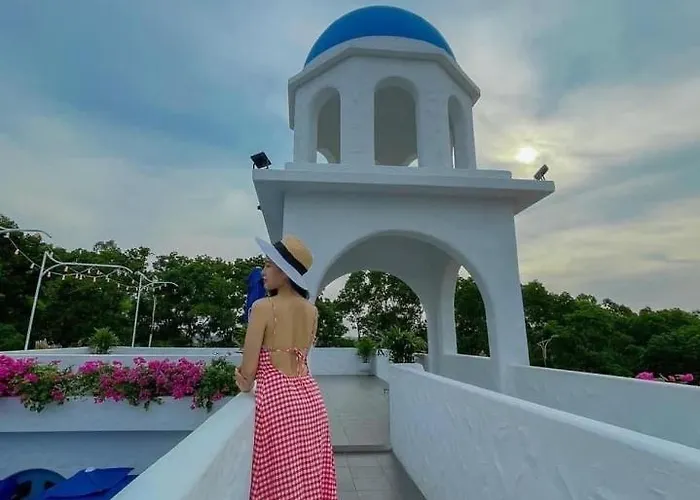 Santorini - Venue Travel Villa Ha Long