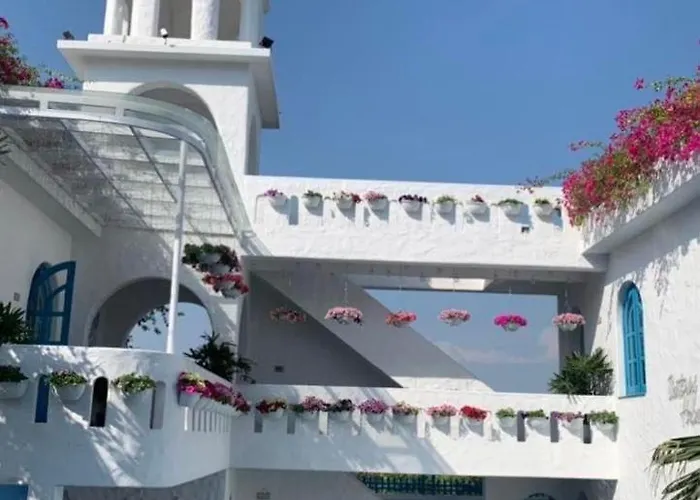 Villa Santorini - Venue Travel
